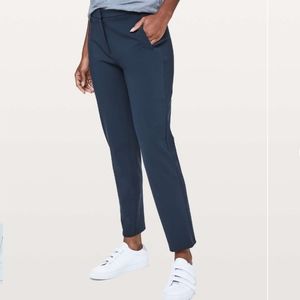 NWOT Lululemon On the Move high rise pants
